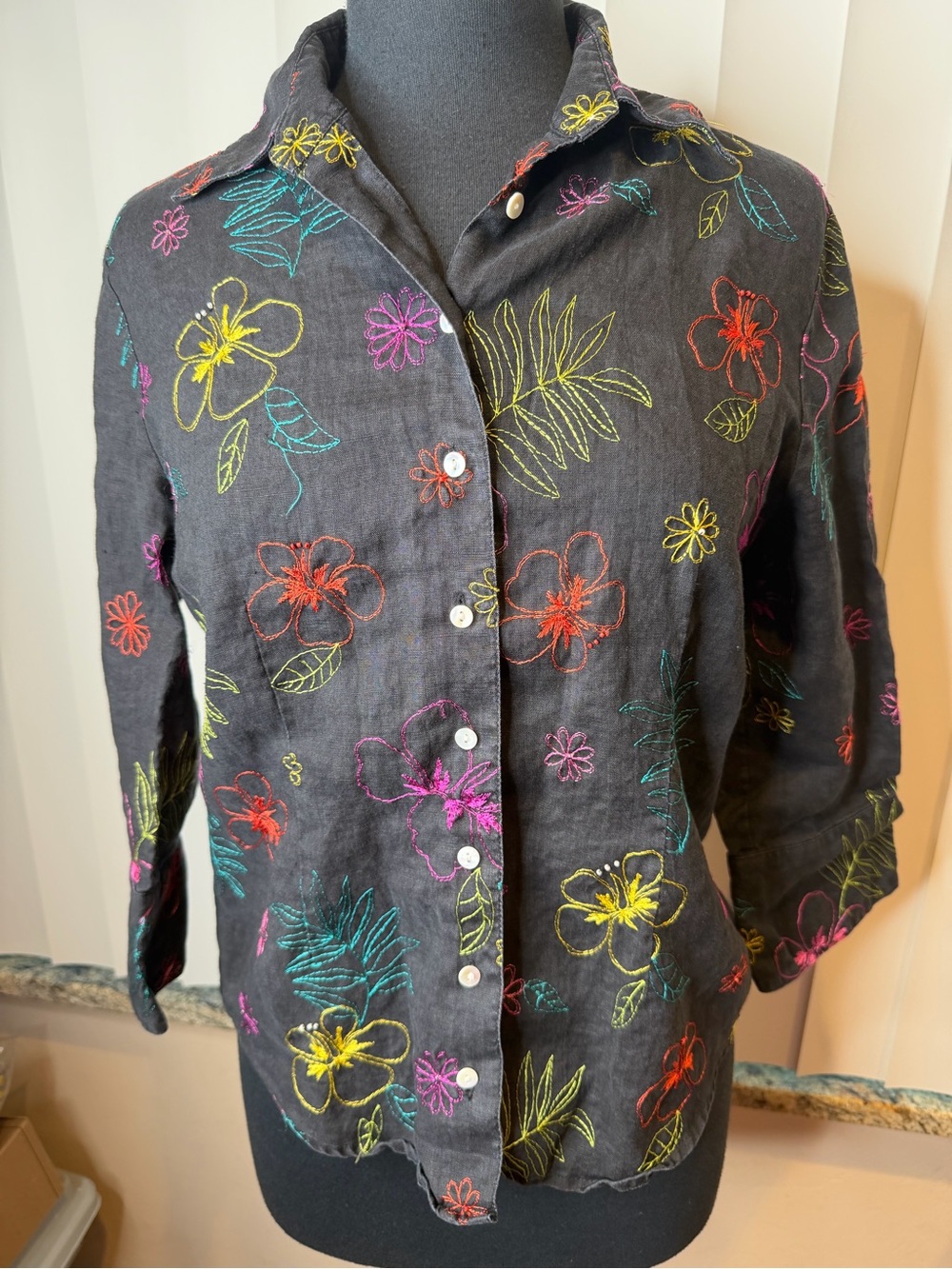 Carole Little Black Linen Button-Up Blouse Multicolor Floral Embroidery SZ Small